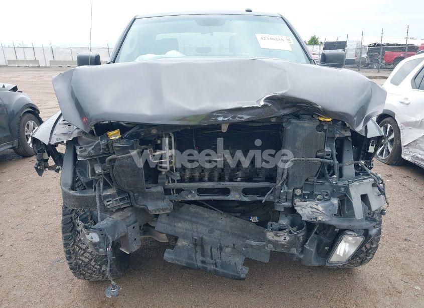 Photo 6 of 2017 Ram 1500 EXPRESS 4X4 5'7 BOX (VIN 3C6RR7KTXHG525899)