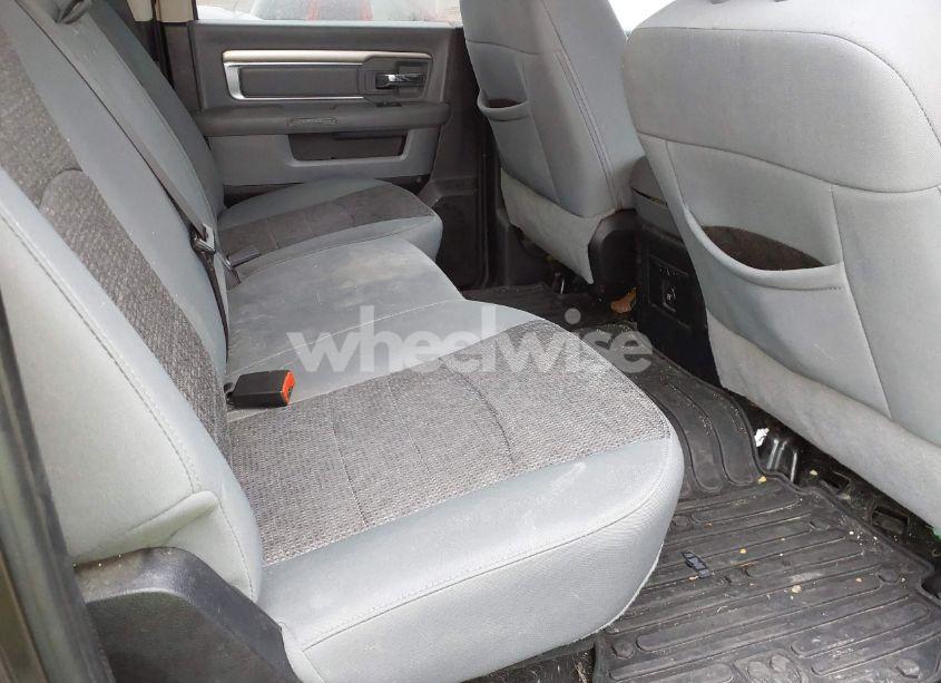 Photo 8 of 2018 Ram 1500 BIG HORN 4X4 5'7 BOX (VIN 3C6RR7LG2JG235342)