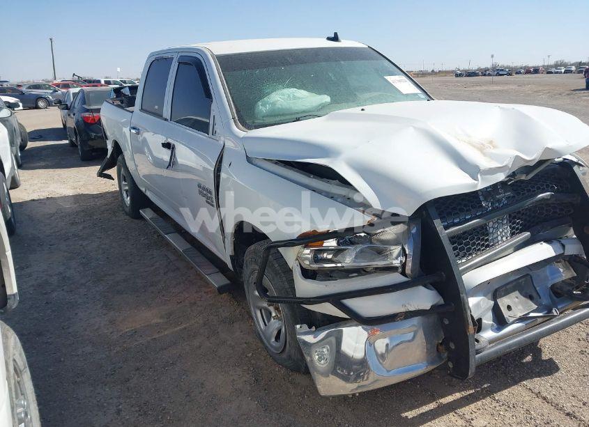 2022 Ram 1500 CLASSIC SLT 4X4 5'7 BOX (VIN 3C6RR7LG3NG380878) main photo