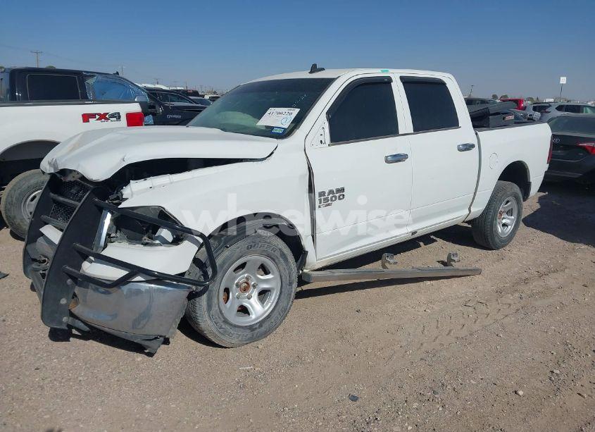 Photo 2 of 2022 Ram 1500 CLASSIC SLT 4X4 5'7 BOX (VIN 3C6RR7LG3NG380878)