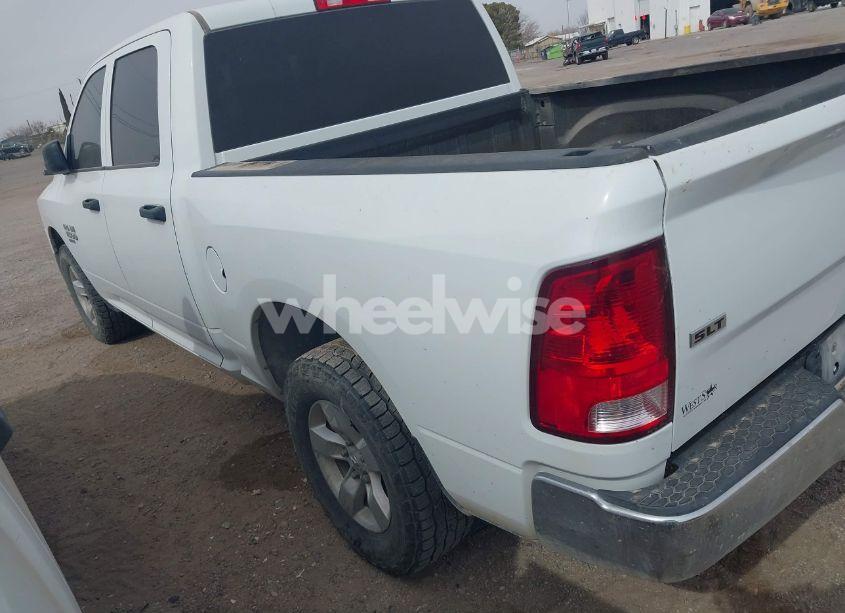 Photo 3 of 2022 Ram 1500 CLASSIC SLT 4X4 5'7 BOX (VIN 3C6RR7LG3NG388771)