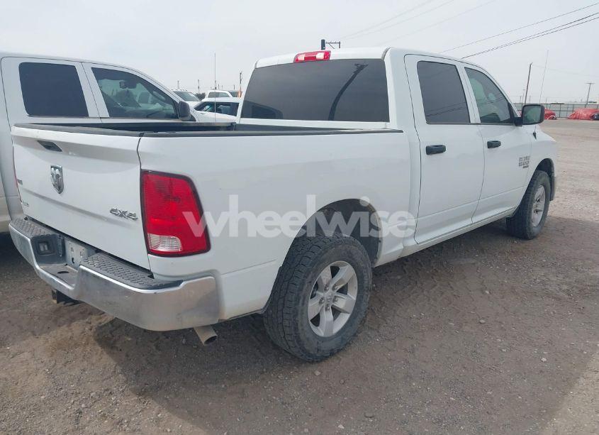 Photo 4 of 2022 Ram 1500 CLASSIC SLT 4X4 5'7 BOX (VIN 3C6RR7LG3NG388771)