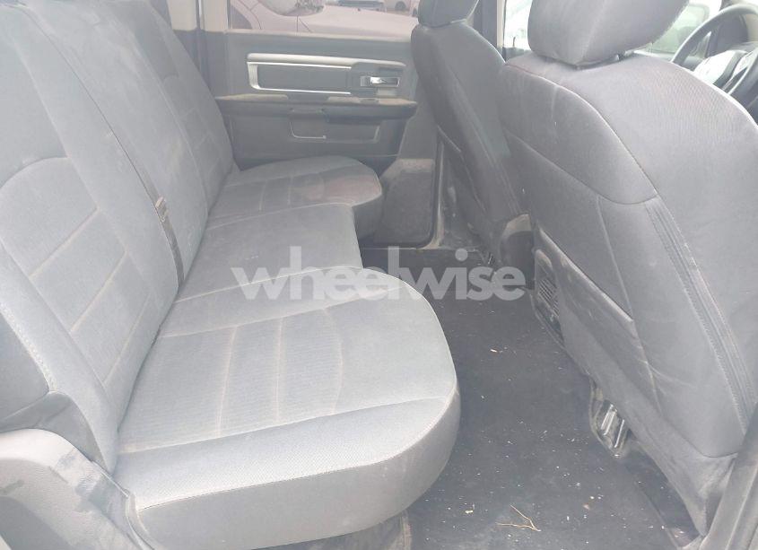 Photo 7 of 2022 Ram 1500 CLASSIC SLT 4X4 5'7 BOX (VIN 3C6RR7LG3NG388771)