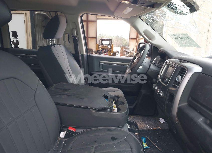 Photo 5 of 2022 Ram 1500 CLASSIC SLT 4X4 5'7 BOX (VIN 3C6RR7LG6NG239853)