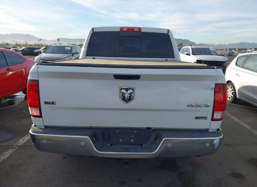 Photo 16 of 2019 Ram 1500 CLASSIC SLT 4X4 5'7 BOX (VIN 3C6RR7LG8KG581896)