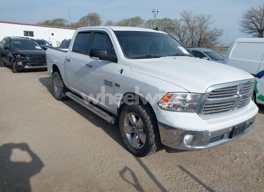 2017 Ram 1500 BIG HORN 4X4 5'7 BOX (VIN 3C6RR7LT0HG777286) main photo