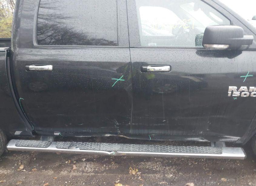Photo 13 of 2018 Ram 1500 BIG HORN 4X4 5'7 BOX (VIN 3C6RR7LT0JG118582)