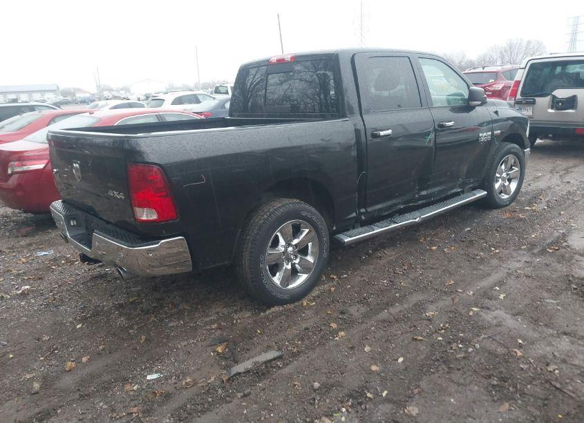 Photo 4 of 2018 Ram 1500 BIG HORN 4X4 5'7 BOX (VIN 3C6RR7LT0JG118582)