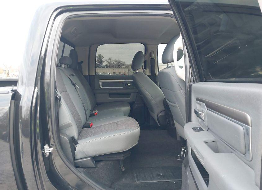 Photo 8 of 2018 Ram 1500 BIG HORN 4X4 5'7 BOX (VIN 3C6RR7LT0JG130585)