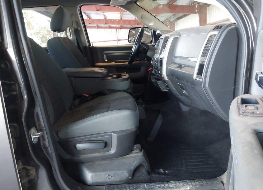 Photo 5 of 2016 Ram 1500 BIG HORN (VIN 3C6RR7LT1GG262893)