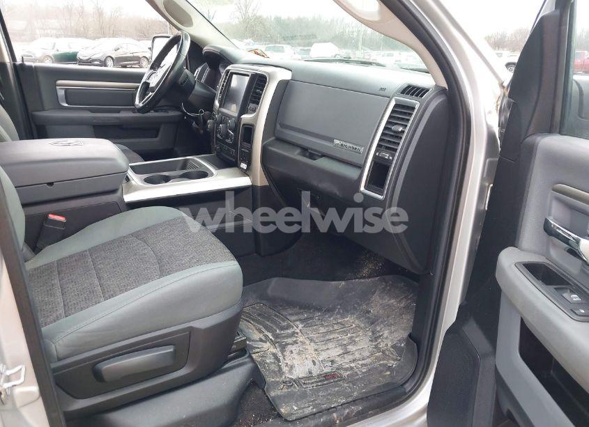 Photo 5 of 2016 Ram 1500 BIG HORN (VIN 3C6RR7LT4GG263035)