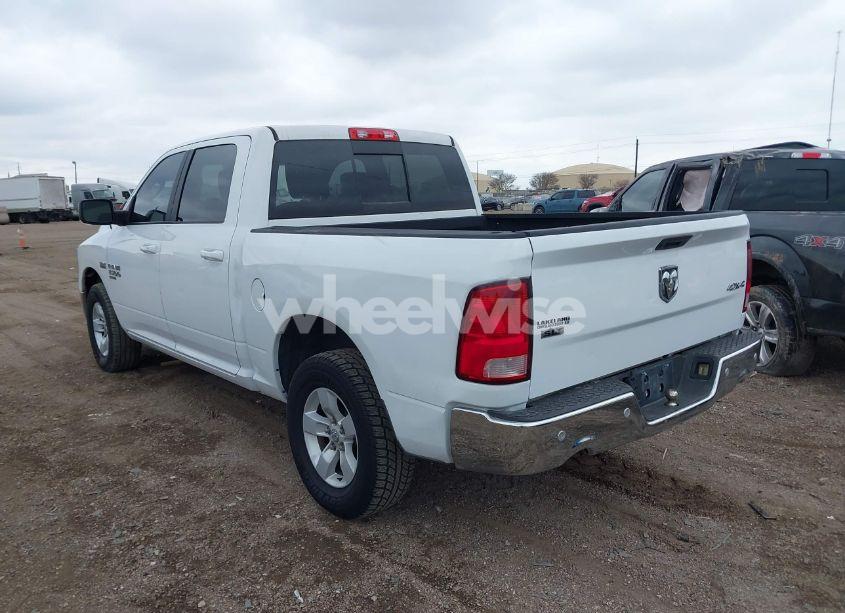 Photo 3 of 2020 Ram 1500 CLASSIC SLT 4X4 5'7 BOX (VIN 3C6RR7LT5LG182264)