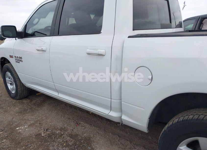 Photo 6 of 2020 Ram 1500 CLASSIC SLT 4X4 5'7 BOX (VIN 3C6RR7LT5LG182264)