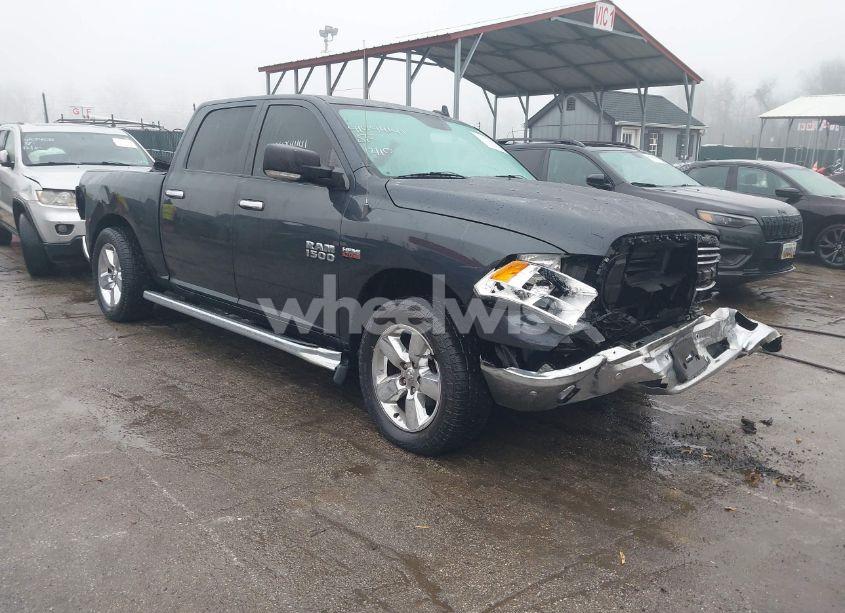 2017 Ram 1500 BIG HORN 4X4 5'7 BOX (VIN 3C6RR7LT6HG602413) main photo