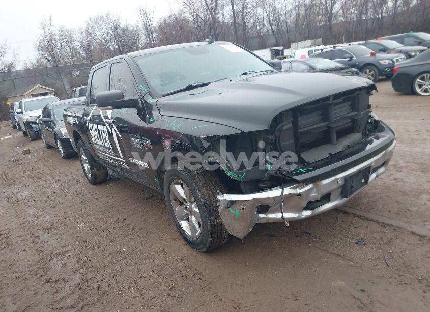 2017 Ram 1500 BIG HORN 4X4 5'7 BOX (VIN 3C6RR7LT6HG660649) main photo