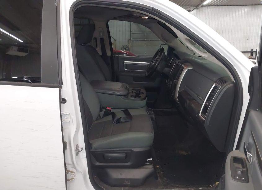 Photo 5 of 2016 Ram 1500 BIG HORN (VIN 3C6RR7LT7GG142936)