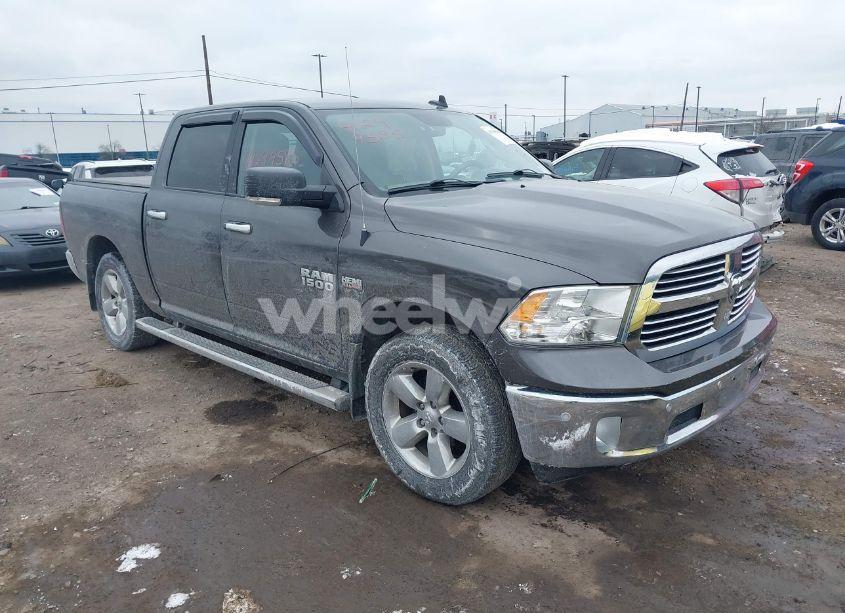 2017 Ram 1500 BIG HORN 4X4 5'7 BOX (VIN 3C6RR7LT7HG564965) main photo