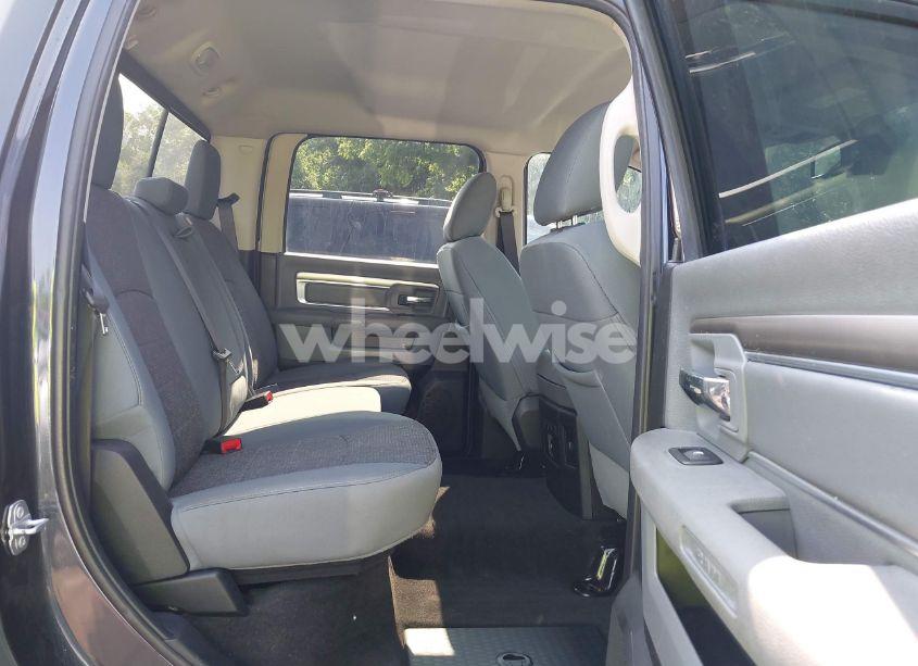 Photo 8 of 2017 Ram 1500 BIG HORN 4X4 5'7 BOX (VIN 3C6RR7LT9HG689742)