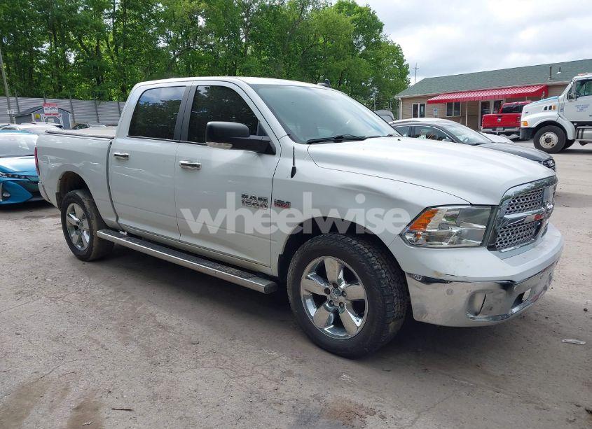 2016 Ram 1500 BIG HORN (VIN 3C6RR7LTXGG271348) main photo