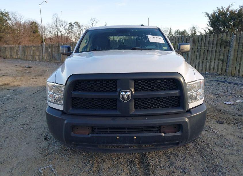 Photo 12 of 2017 Ram 2500 TRADESMAN 4X2 6'4 BOX (VIN 3C6TR4CT5HG619997)