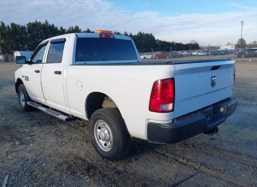 Photo 3 of 2017 Ram 2500 TRADESMAN 4X2 6'4 BOX (VIN 3C6TR4CT5HG619997)