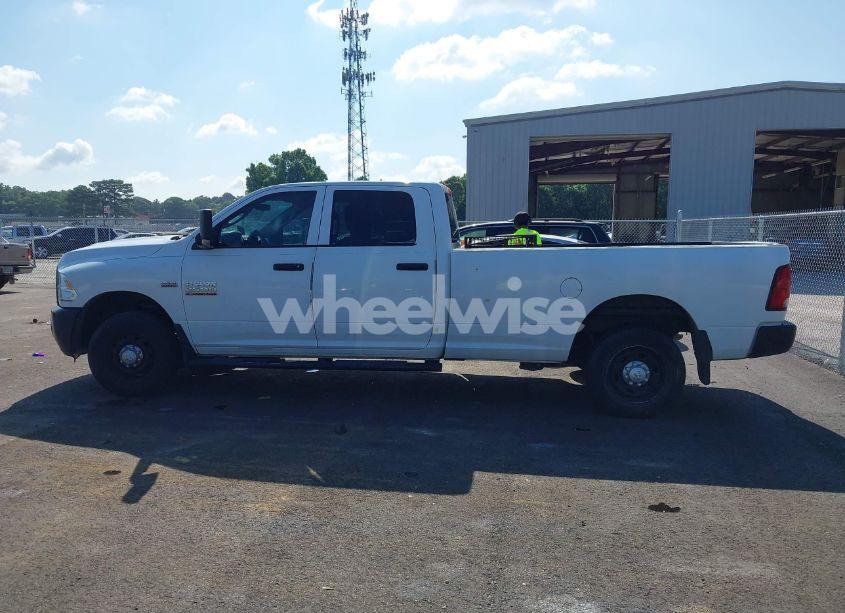 Photo 14 of 2014 Ram 2500 TRADESMAN (VIN 3C6TR4HT8EG120941)