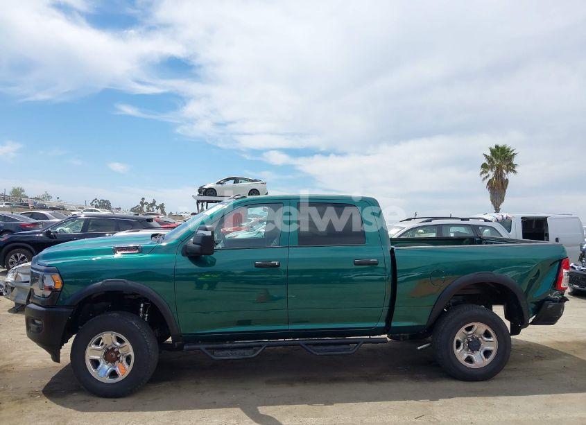 Photo 14 of 2024 Ram 2500 TRADESMAN 4X4 6'4 BOX (VIN 3C6TR5CJ7RG178668)