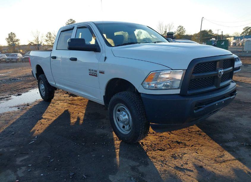 2014 Ram 2500 TRADESMAN (VIN 3C6TR5CT1EG235006) main photo
