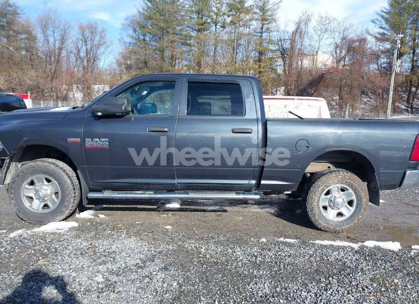 Photo 14 of 2014 Ram 2500 TRADESMAN (VIN 3C6TR5CT4EG189929)