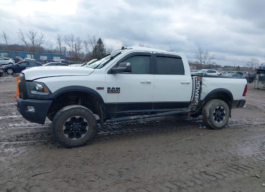 Photo 14 of 2018 Ram 2500 POWER WAGON 4X4 6'4 BOX (VIN 3C6TR5EJ7JG270624)