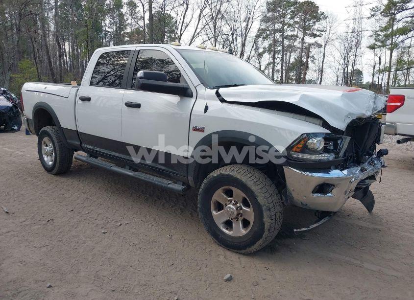 2016 Ram 2500 POWER WAGON (VIN 3C6TR5EJXGG224391) main photo