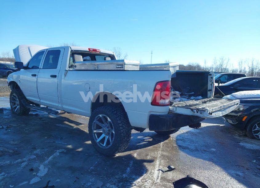 Photo 3 of 2014 Ram 2500 TRADESMAN (VIN 3C6TR5HT4EG243352)