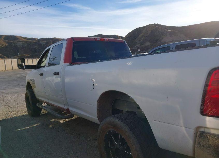 Photo 14 of 2018 Ram 2500 TRADESMAN 4X4 8' BOX (VIN 3C6TR5HTXJG282702)