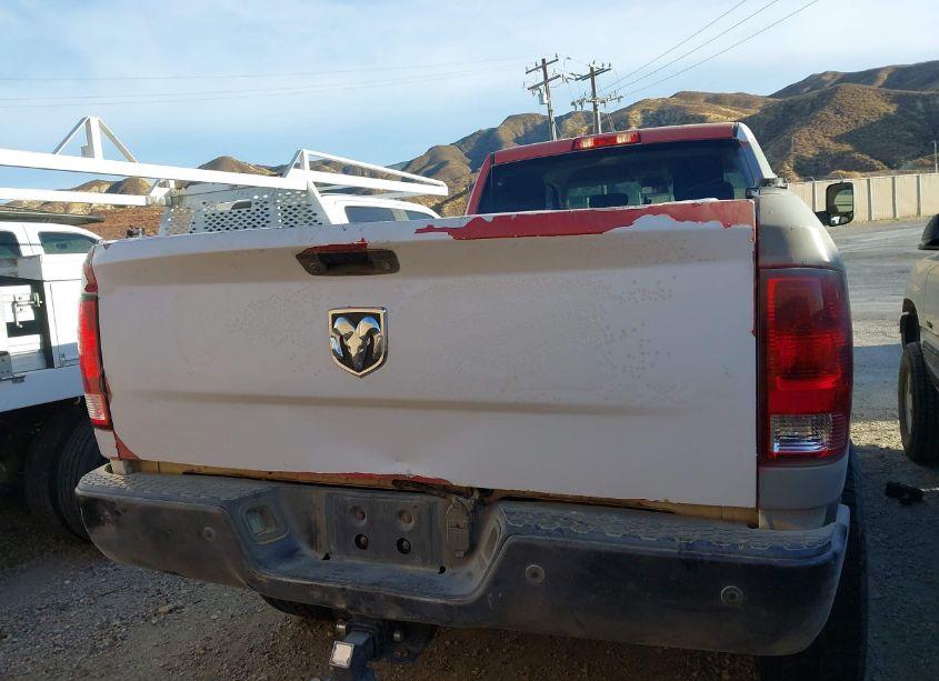 Photo 16 of 2018 Ram 2500 TRADESMAN 4X4 8' BOX (VIN 3C6TR5HTXJG282702)