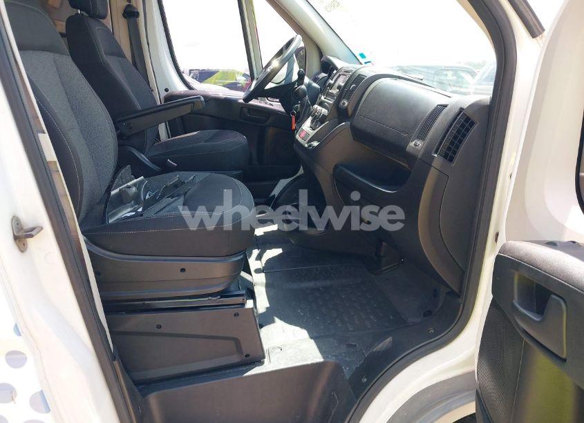 Photo 5 of 2016 Ram Promaster 1500 LOW ROOF (VIN 3C6TRVAG0GE129196)