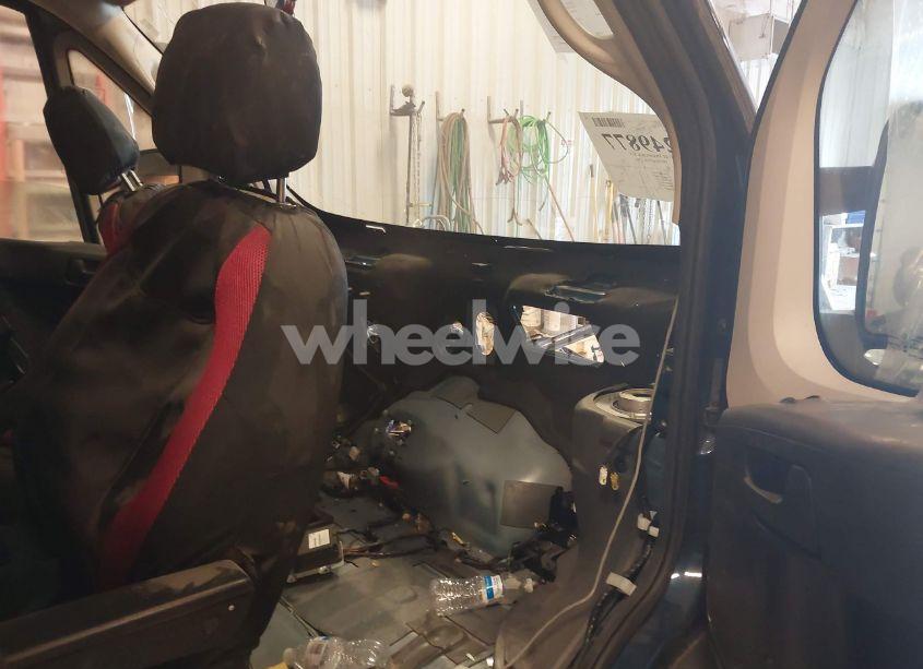 Photo 5 of 2019 Ram Promaster 1500 LOW ROOF 136 WB (VIN 3C6TRVAG0KE542924)