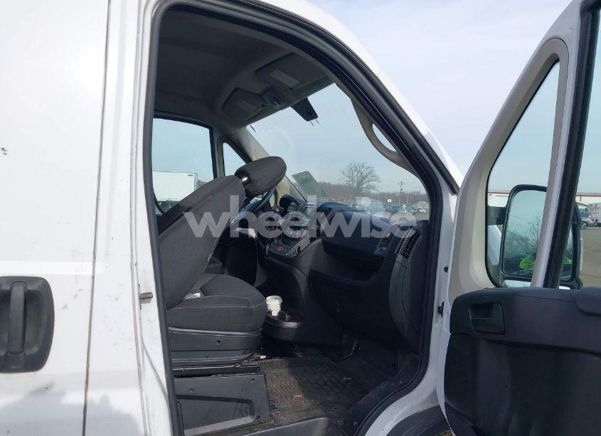 Photo 5 of 2017 Ram Promaster 1500 LOW ROOF 136 WB (VIN 3C6TRVAG1HE552306)