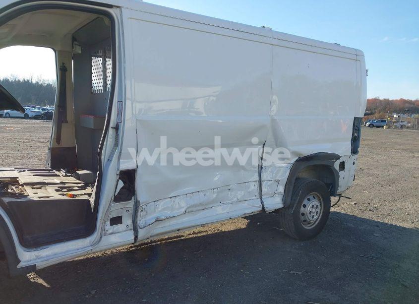 Photo 5 of 2018 Ram Promaster 1500 LOW ROOF 136 WB (VIN 3C6TRVAG1JE152736)