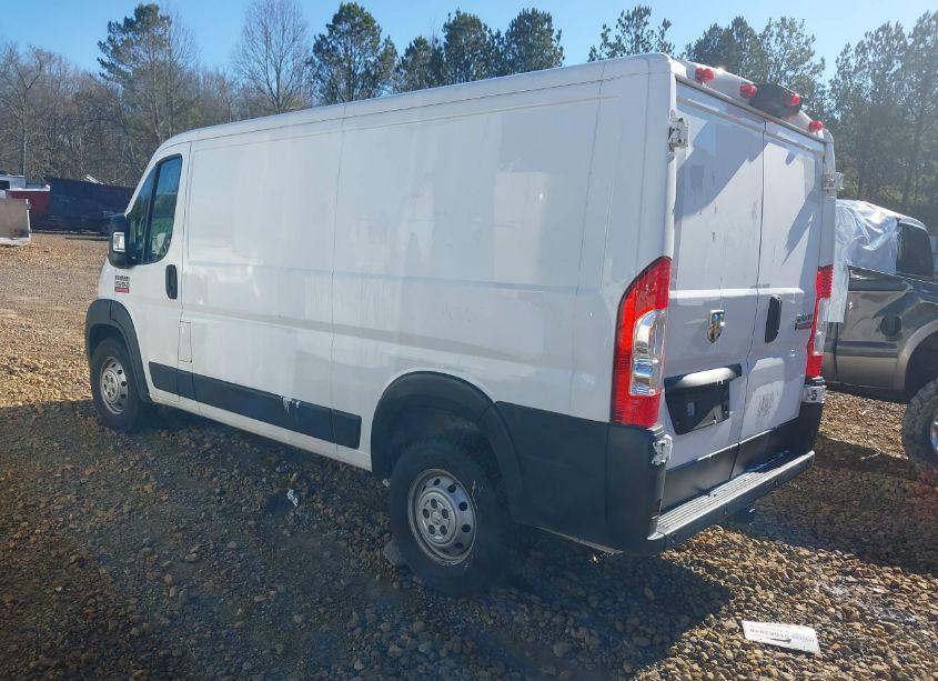 Photo 3 of 2019 Ram Promaster 1500 LOW ROOF 136 WB (VIN 3C6TRVAG1KE556654)