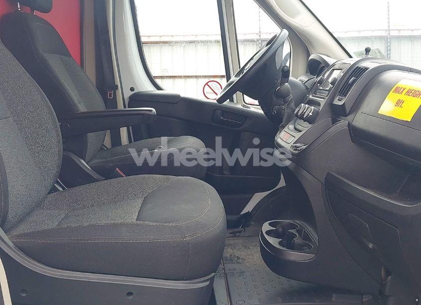 Photo 5 of 2020 Ram Promaster 1500 LOW ROOF 136 WB (VIN 3C6TRVAG1LE130156)