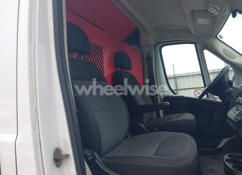 Photo 8 of 2020 Ram Promaster 1500 LOW ROOF 136 WB (VIN 3C6TRVAG1LE130156)
