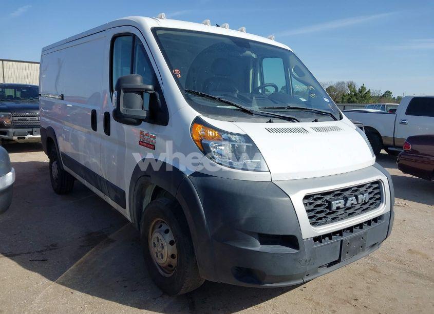 2020 Ram Promaster 1500 LOW ROOF 136 WB (VIN 3C6TRVAG5LE123937) main photo