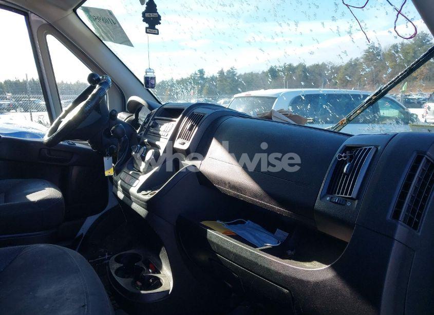 Photo 5 of 2016 Ram Promaster 1500 LOW ROOF (VIN 3C6TRVAG9GE136938)