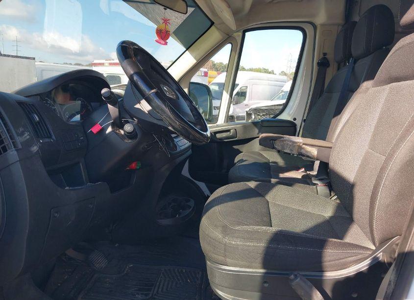 Photo 8 of 2016 Ram Promaster 1500 (VIN 3C6TRVBG0GE116379)