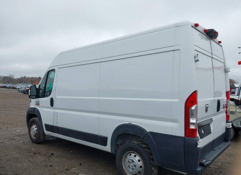 Photo 15 of 2019 Ram Promaster 2500 (VIN 3C6TRVCG0KE539597)