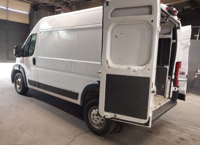 Photo 3 of 2019 Ram Promaster 2500 HIGH ROOF 136 WB (VIN 3C6TRVCG1KE539382)