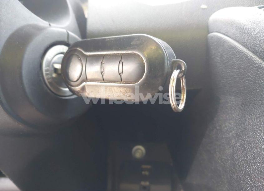 Photo 11 of 2019 Ram Promaster 2500 HIGH ROOF 136 WB (VIN 3C6TRVCG7KE510694)