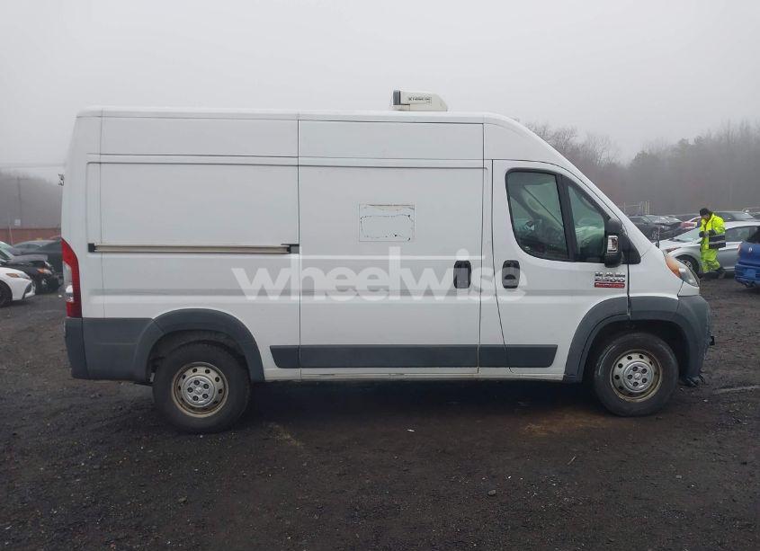 Photo 13 of 2018 Ram Promaster 2500 HIGH ROOF 136 WB (VIN 3C6TRVCGXJE100891)