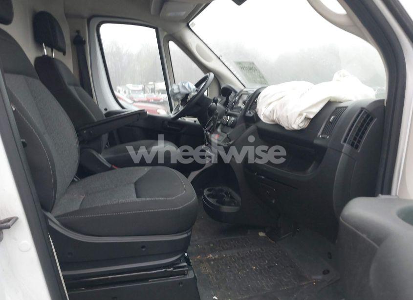 Photo 5 of 2018 Ram Promaster 2500 HIGH ROOF 136 WB (VIN 3C6TRVCGXJE100891)