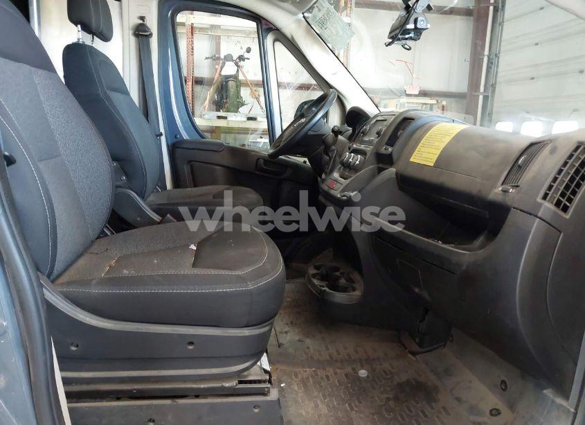 Photo 5 of 2019 Ram Promaster 2500 HIGH ROOF 159 WB (VIN 3C6TRVDG3KE503255)